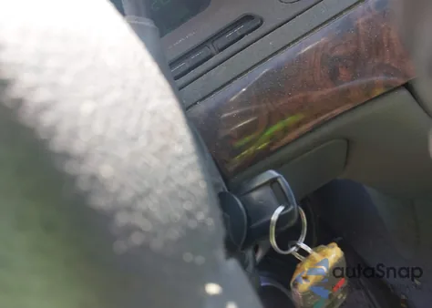 2005 Mercury Grand Marquis из США, поврежденный, VIN 2MEFM75W55X610861